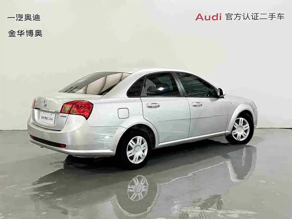 Buick Excelle 2013 — фото 4