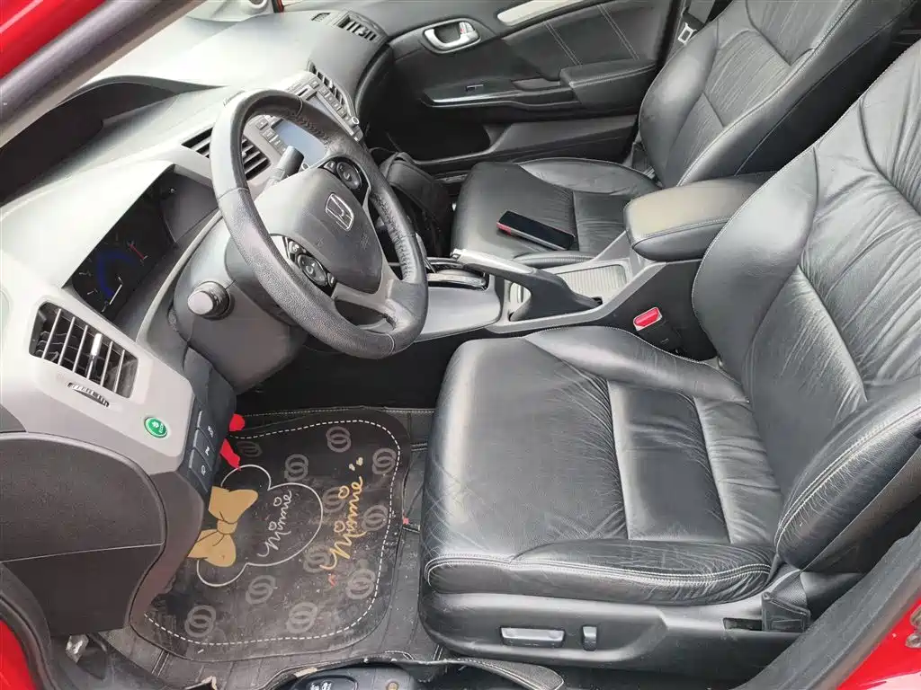 Honda Civic 2014 — фото 15