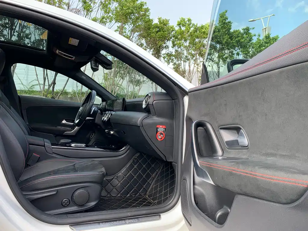 Mercedes-Benz CLA 2021 — фото 15