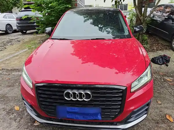 Audi Q2L 2018