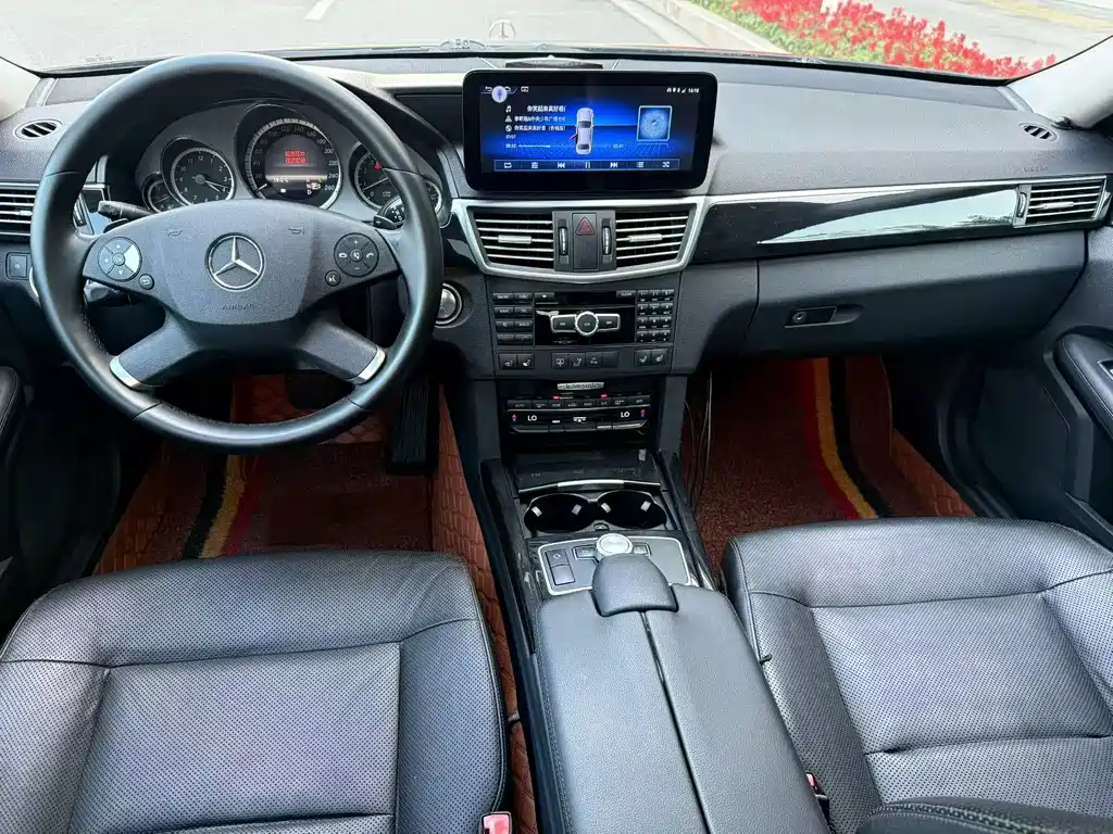 Mercedes-Benz E-Class 2013 — фото 5