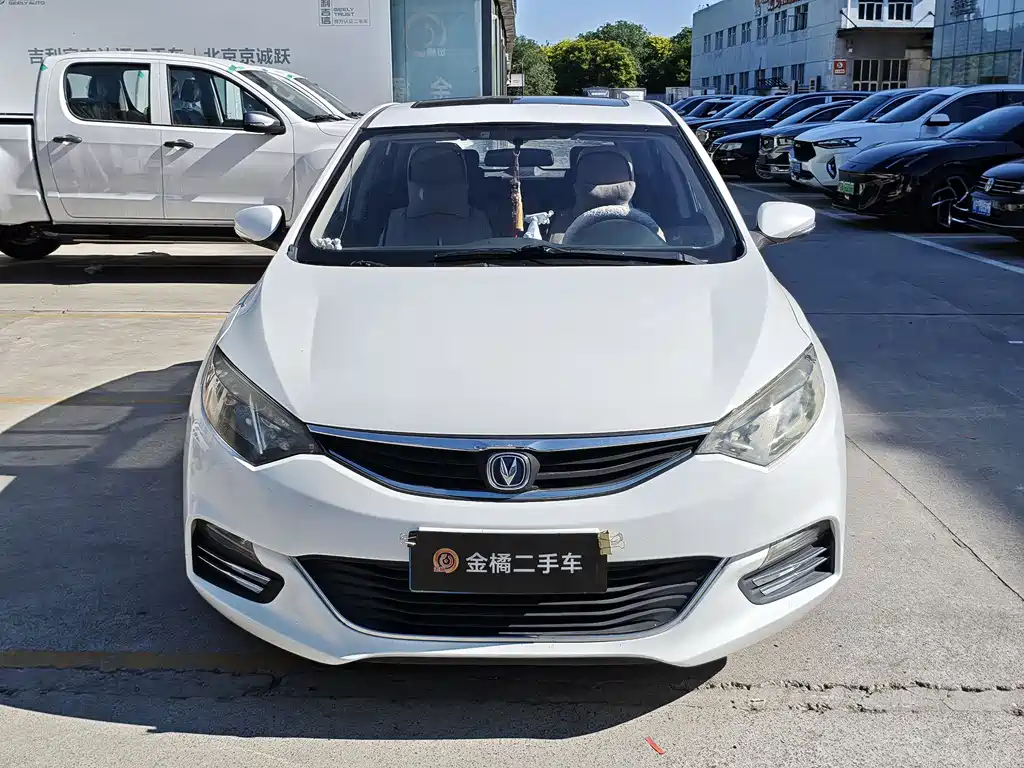 Changan Eado XT 2015 — фото 6