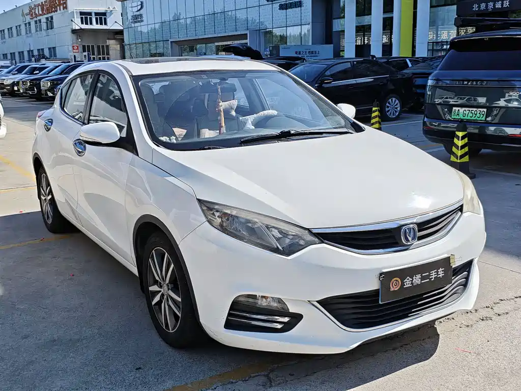 Changan Eado XT 2015 — фото 4