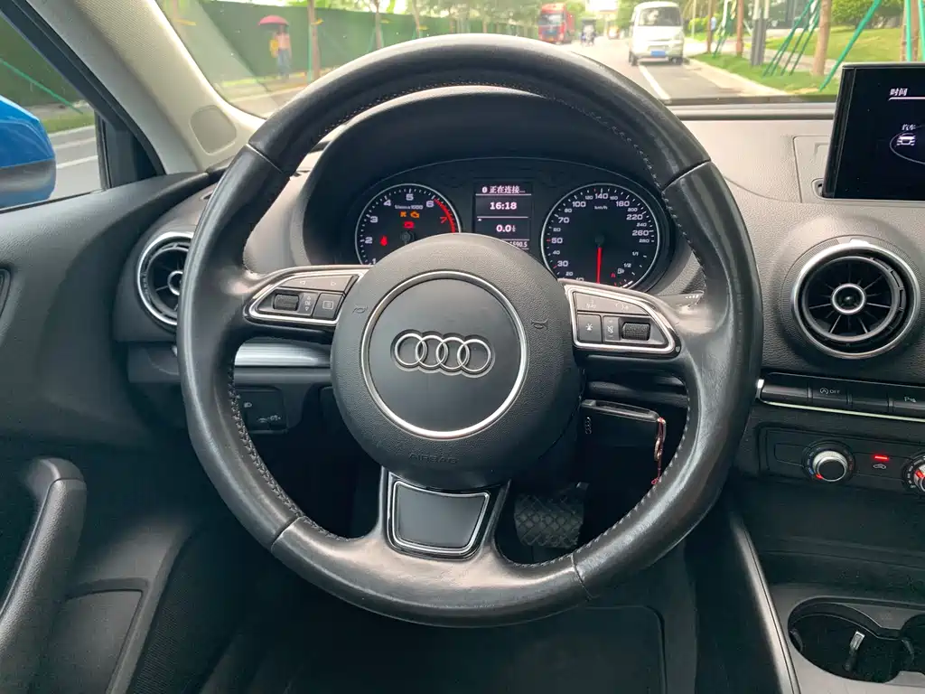 Audi A3 2016 — фото 14