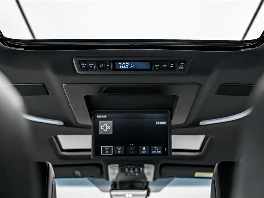 Toyota Vellfire 2022 — фото 28