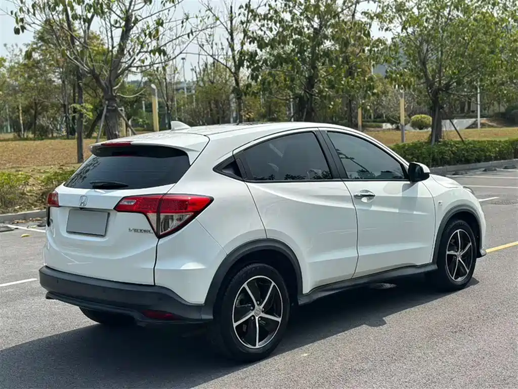 Honda Vezel 2021 — фото 24