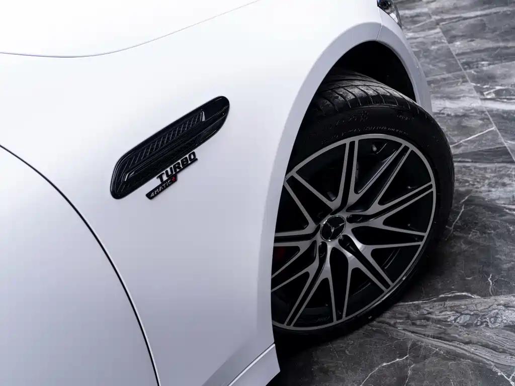 Mercedes-Benz AMG GT 2022 — фото 5