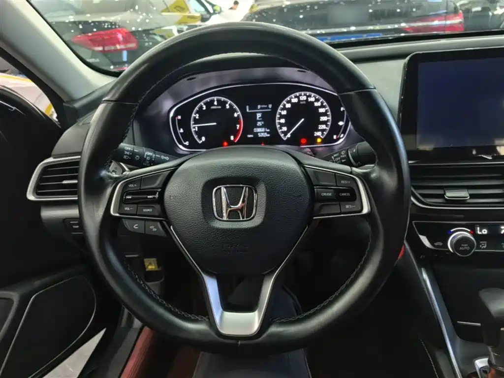 Honda Inspire 2021 — фото 11
