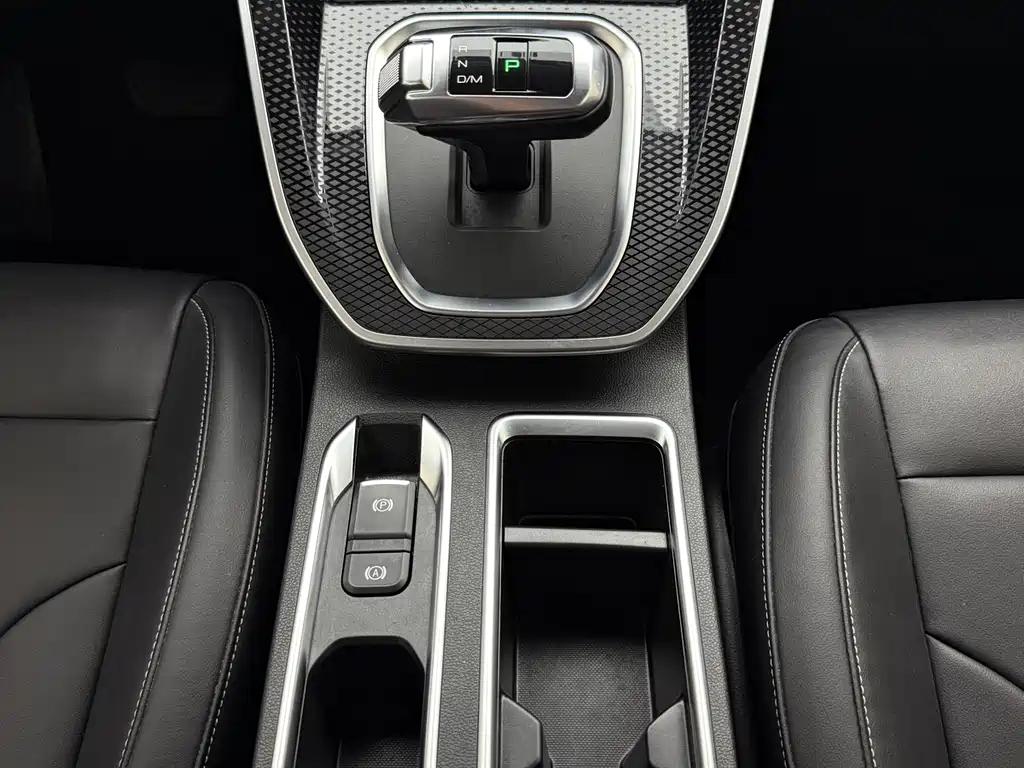 Haval M6 2023 — фото 13