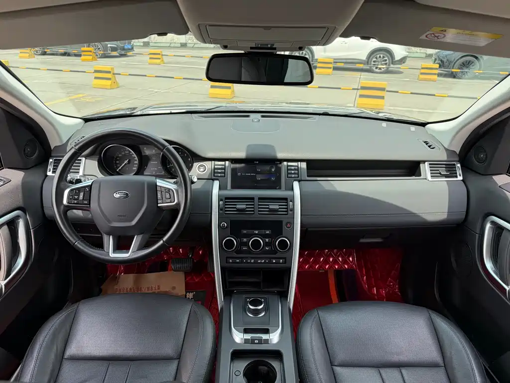 Land Rover Discovery Sport 2018 — фото 9