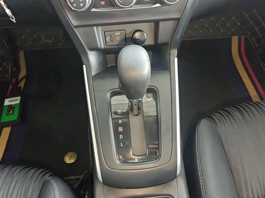 Nissan Sylphy 2023 — фото 14