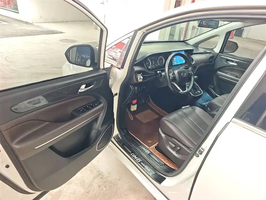 GAC Motor Trumpchi M6 2020 — фото 12