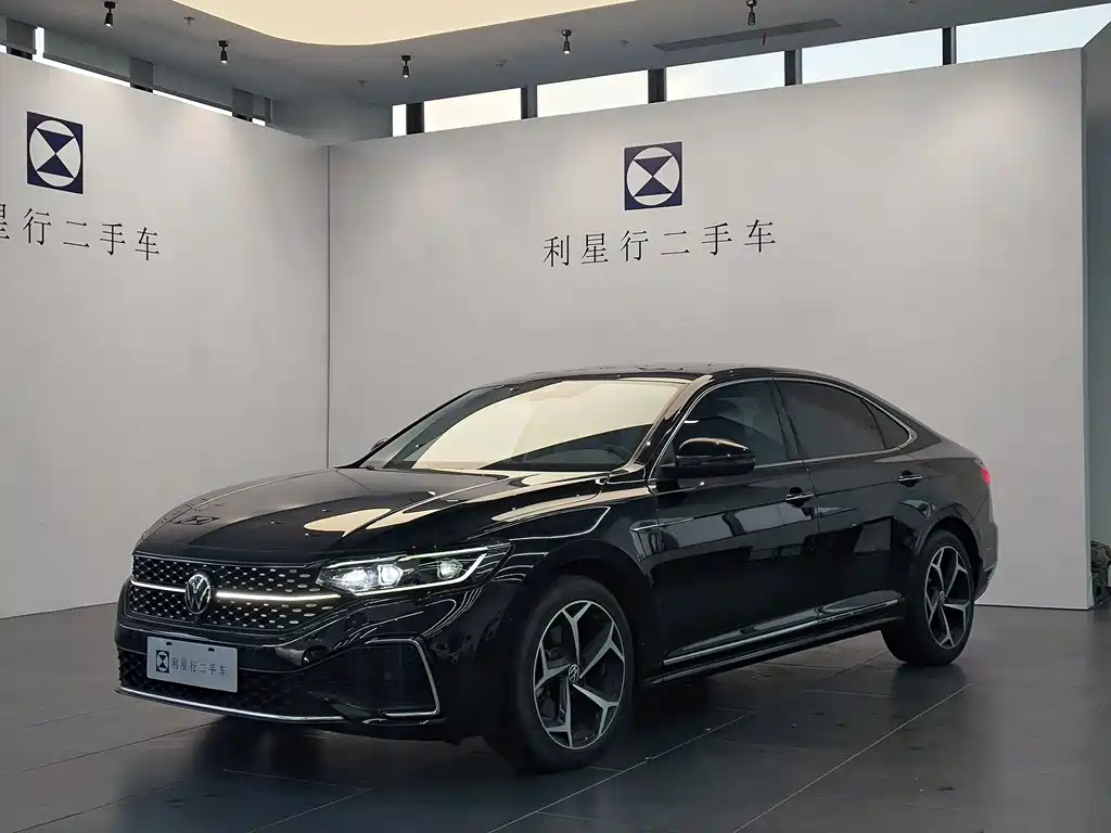 Volkswagen Passat 2022