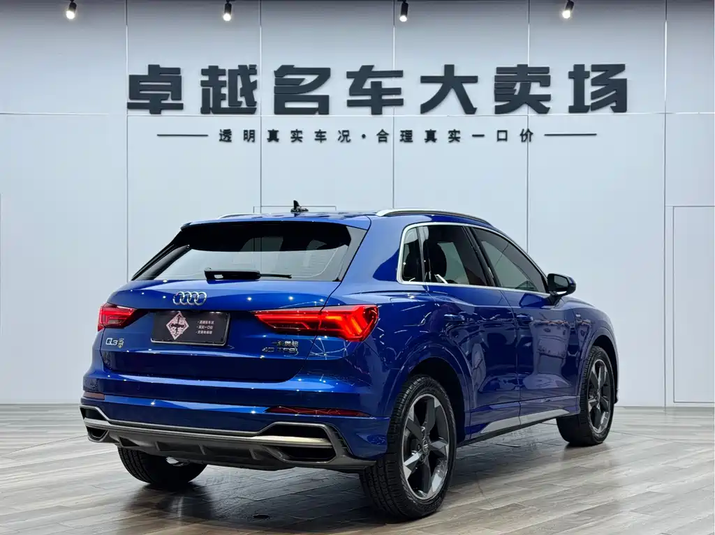 Audi Q3 2019 — фото 7