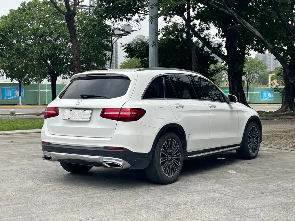 Mercedes-Benz GLC 2018 — фото 9