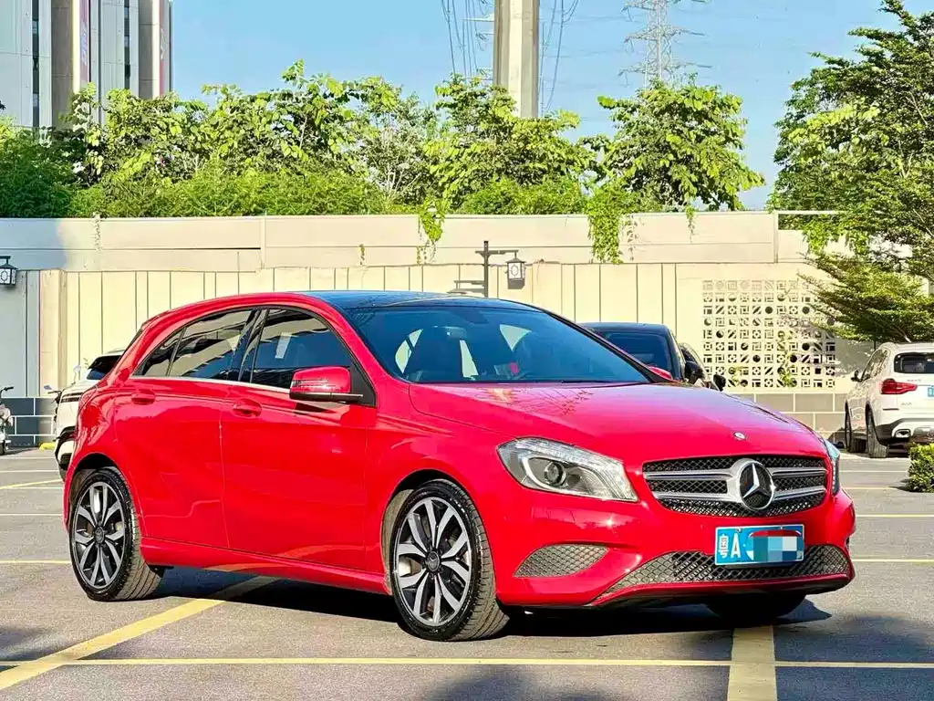 Mercedes-Benz A-Class 2015