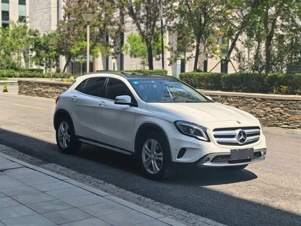 Mercedes-Benz GLA 2016 — фото 10