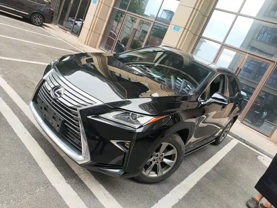 Lexus RX 2019 — фото 1