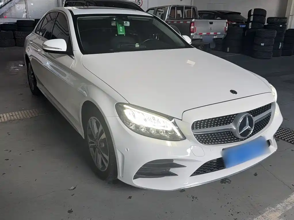 Mercedes-Benz C-Class 2019 — фото 4