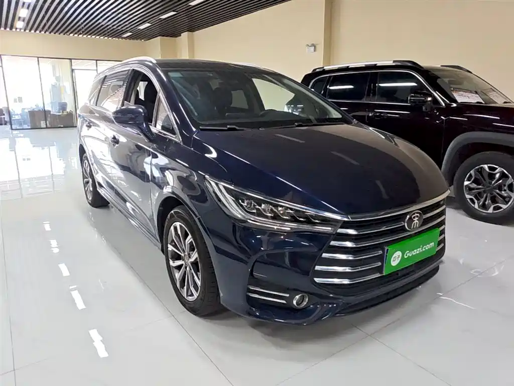 BYD MAX 2019 — фото 4