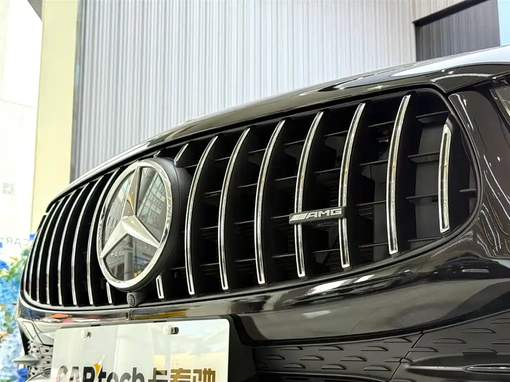 Mercedes-Benz GLC AMG 2023 — фото 6
