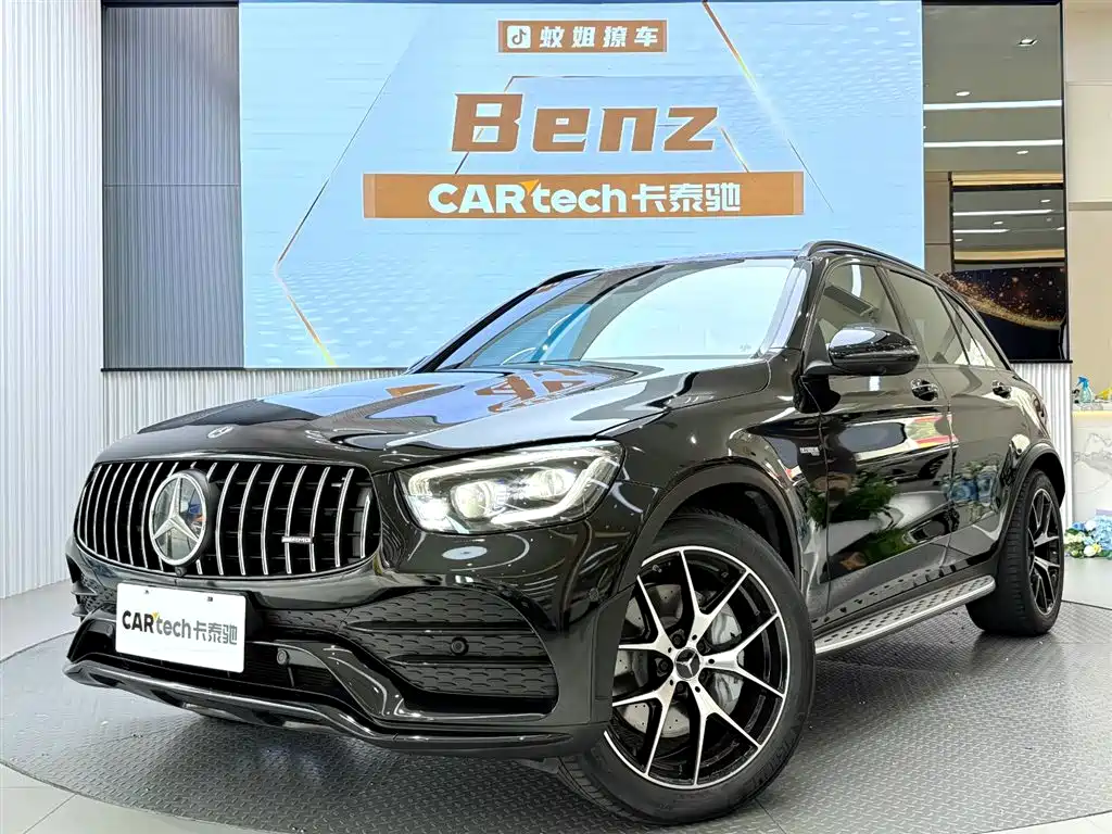Mercedes-Benz GLC AMG 2023 — фото 1