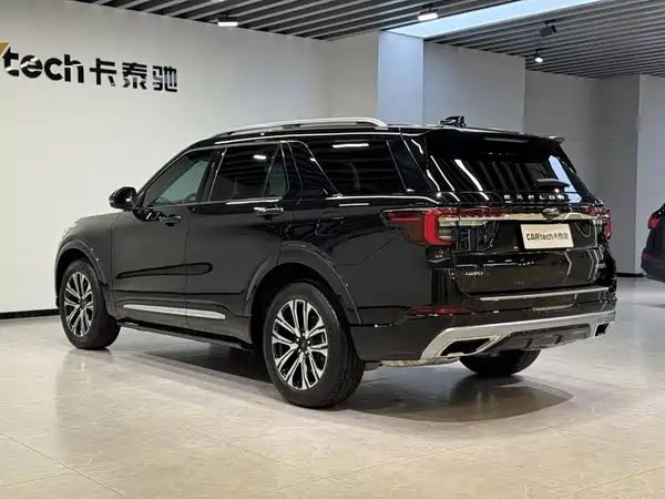 Ford Explorer 2025