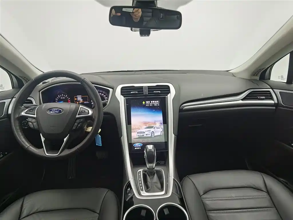 Ford Mondeo 2015 — фото 5