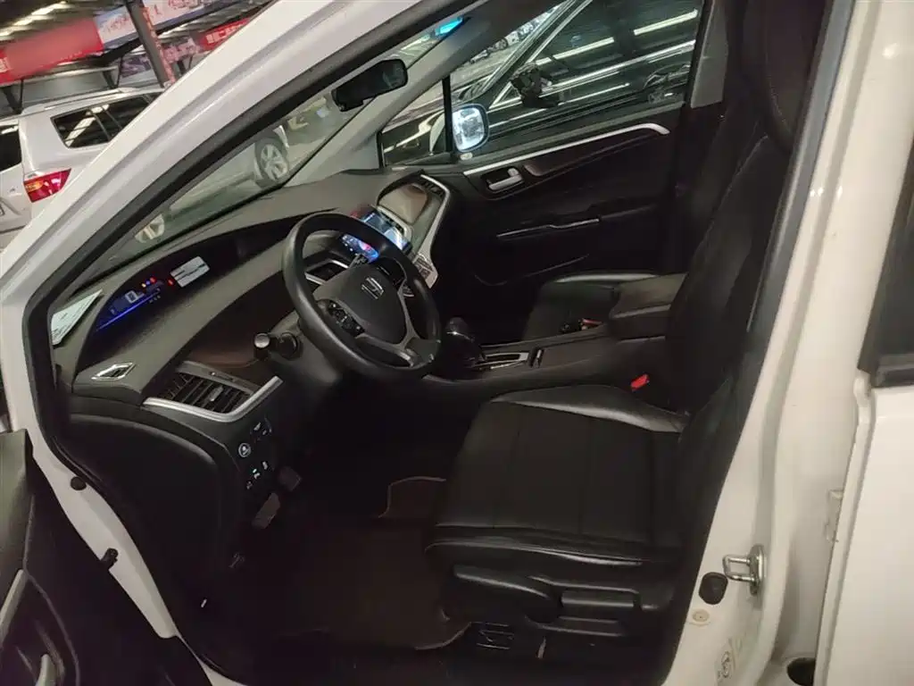 Honda Jade 2015 — фото 15