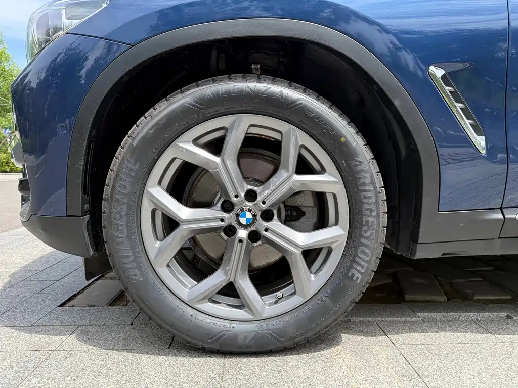 BMW X3 2021 — фото 5
