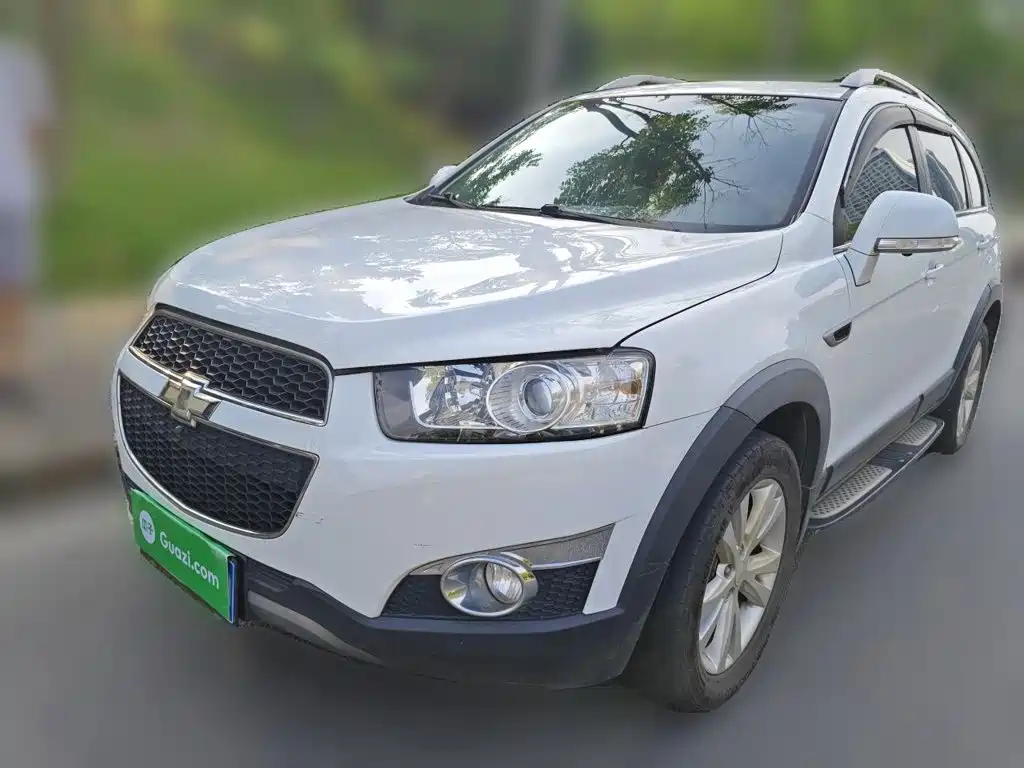 Chevrolet Captiva 2015 — фото 1