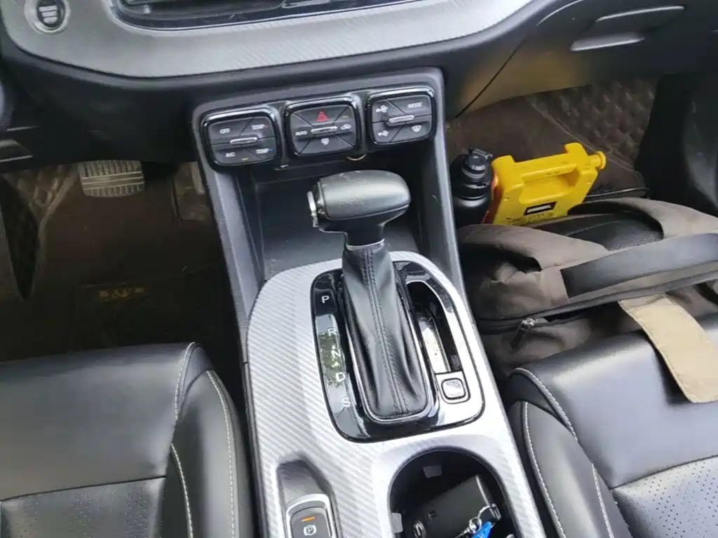 GAC Trumpchi GS3 2021 — фото 14