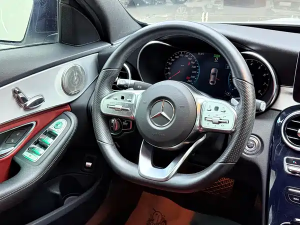 Mercedes-Benz C-Class 2019
