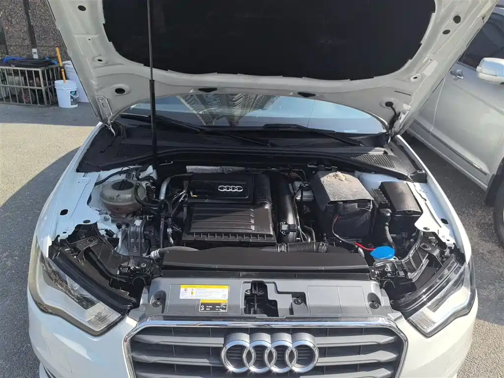 Audi A3 2016 — фото 11