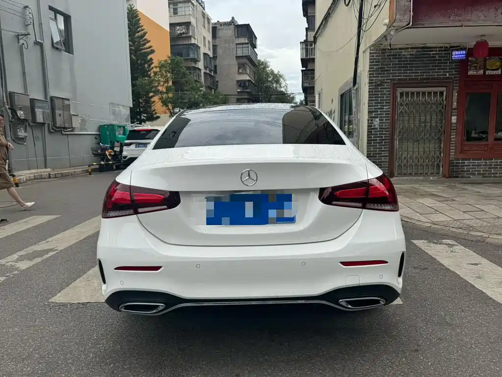 Mercedes-Benz A-Class 2020 — фото 10