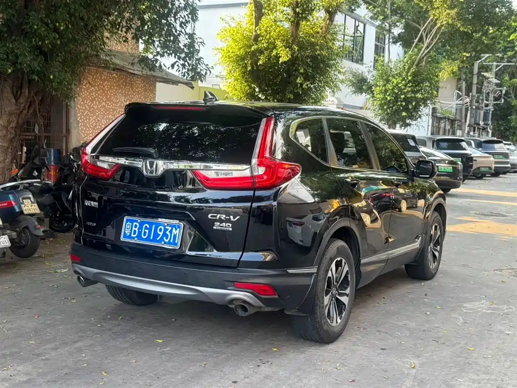 Honda CR-V 2018 — фото 8