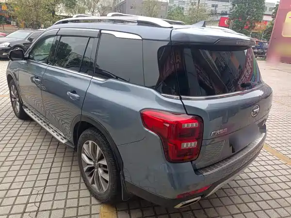 GAC Trumpchi GS8 2017
