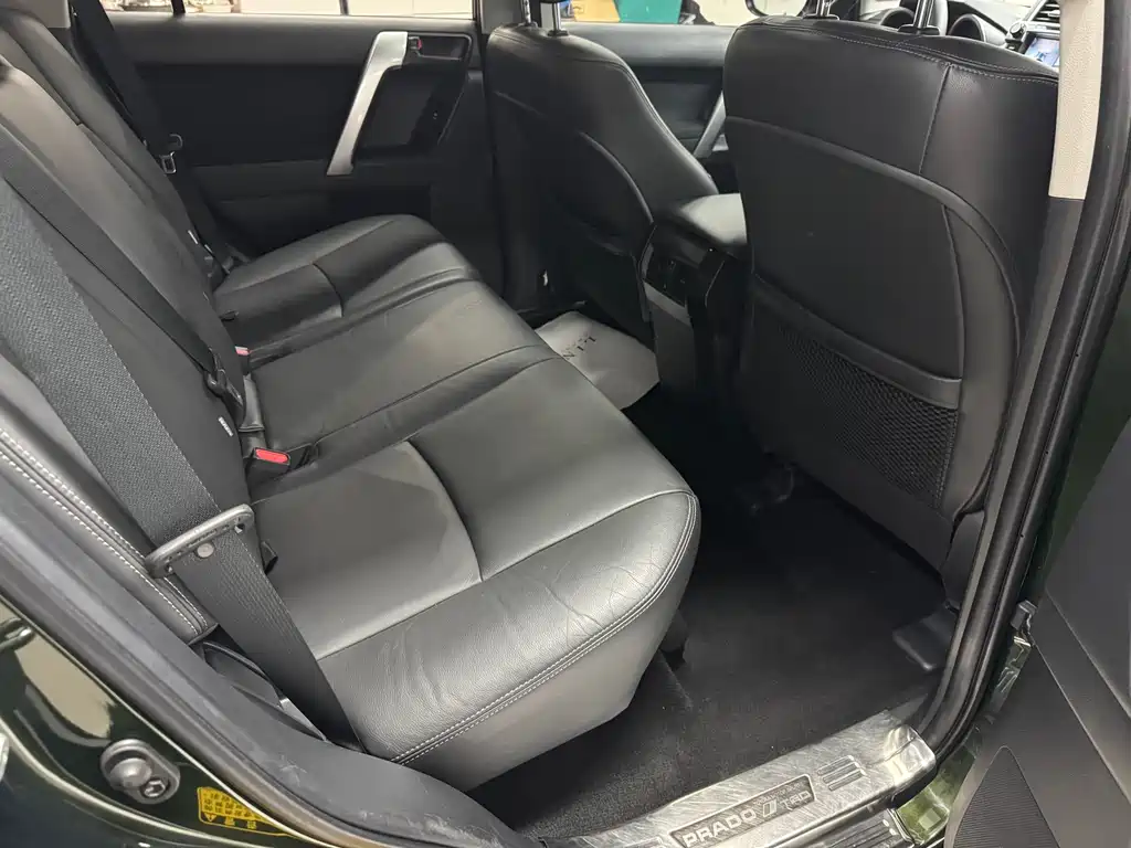 Toyota Prado 2016 — фото 16