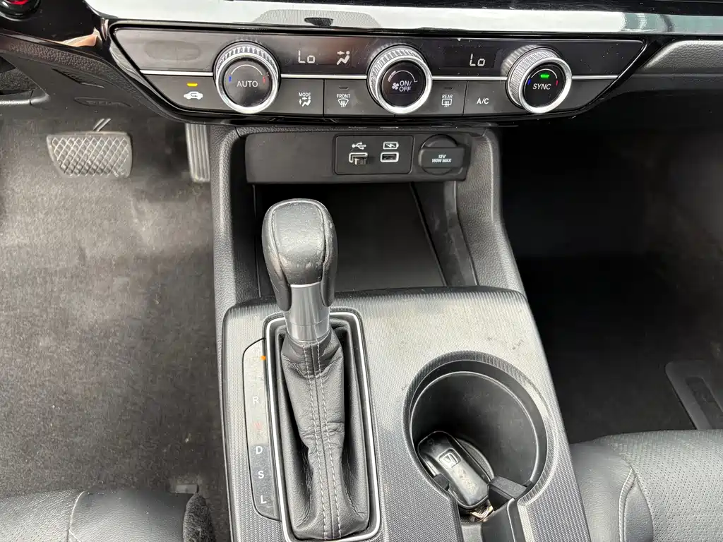 Honda Civic 2022 — фото 15