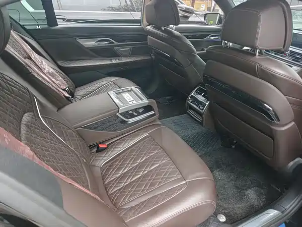 BMW 7 Series 2019