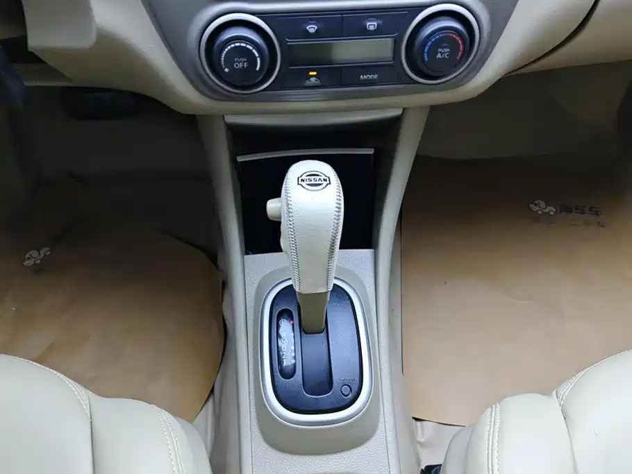 Nissan Sylphy 2015 — фото 16