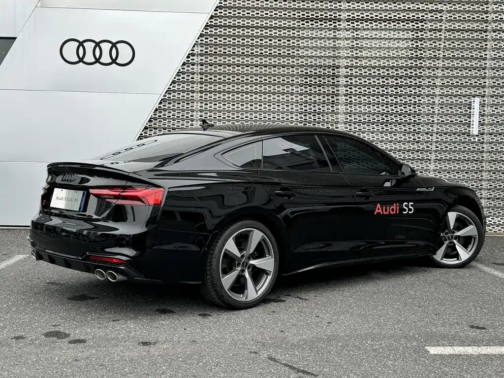 Audi S5 2025 — фото 4