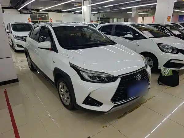 Toyota Yaris L 2020
