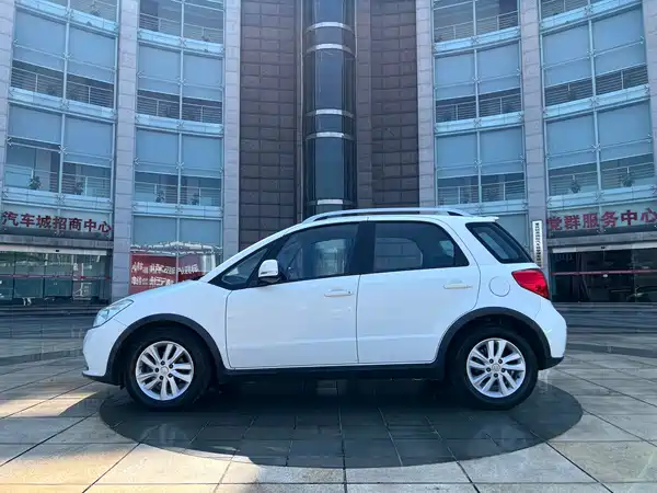 Suzuki Karma 2014