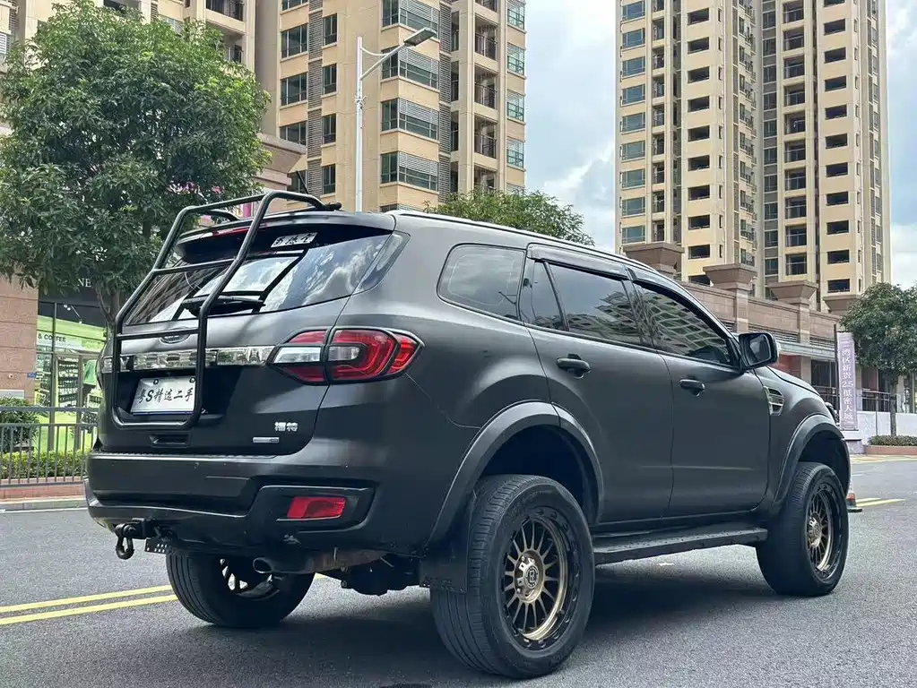 Ford Everest 2018 — фото 13