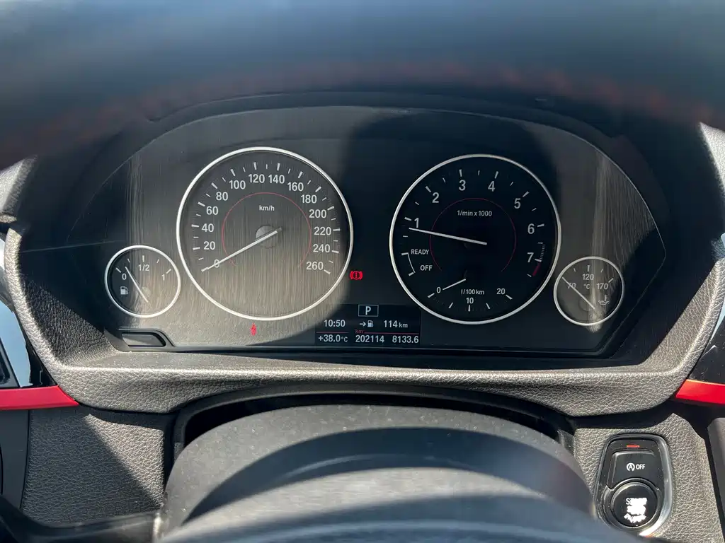BMW 3 Series 2015 — фото 17