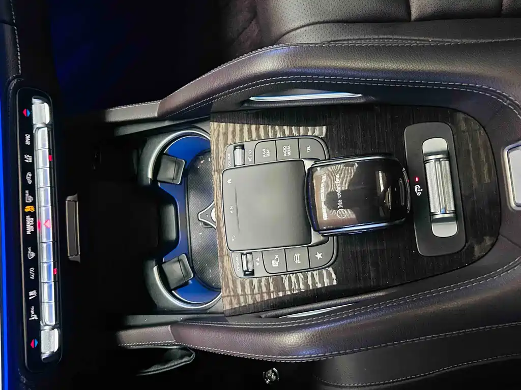 Mercedes-Benz GLS 2021 — фото 13