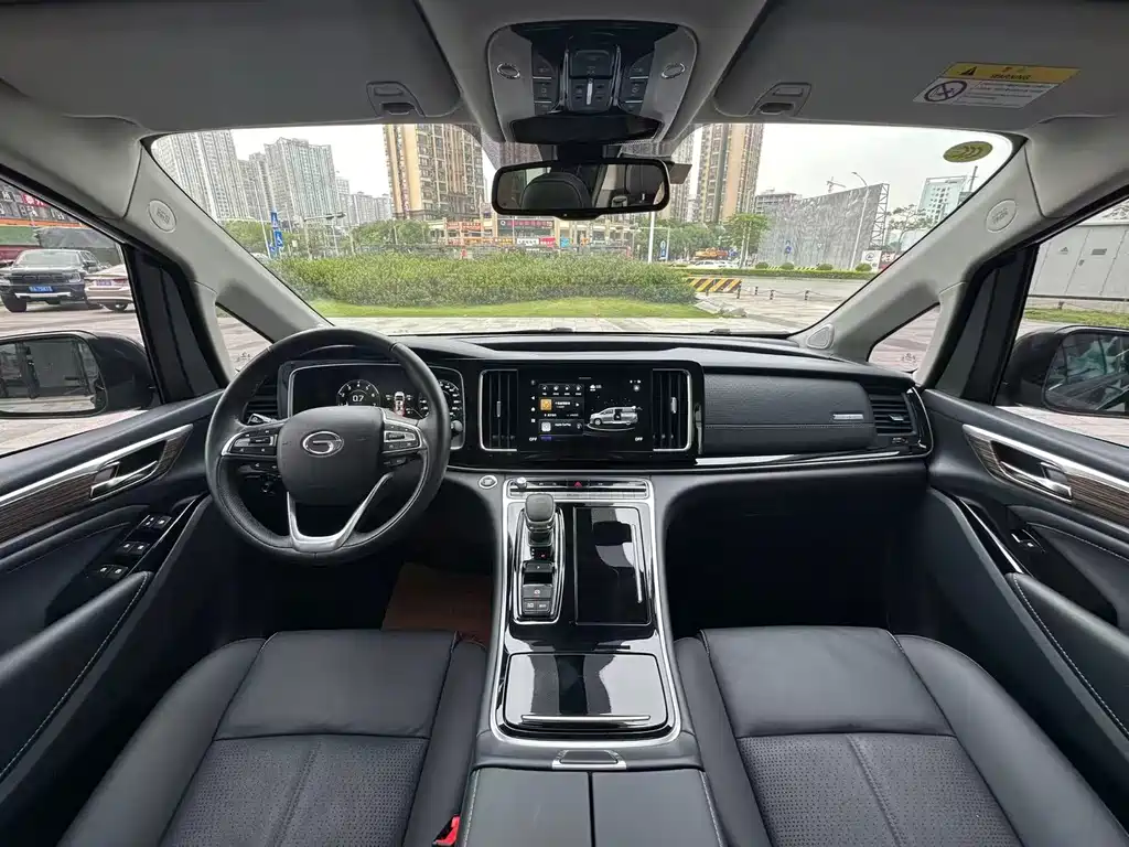 GAC Motor Trumpchi M8 2022 — фото 23