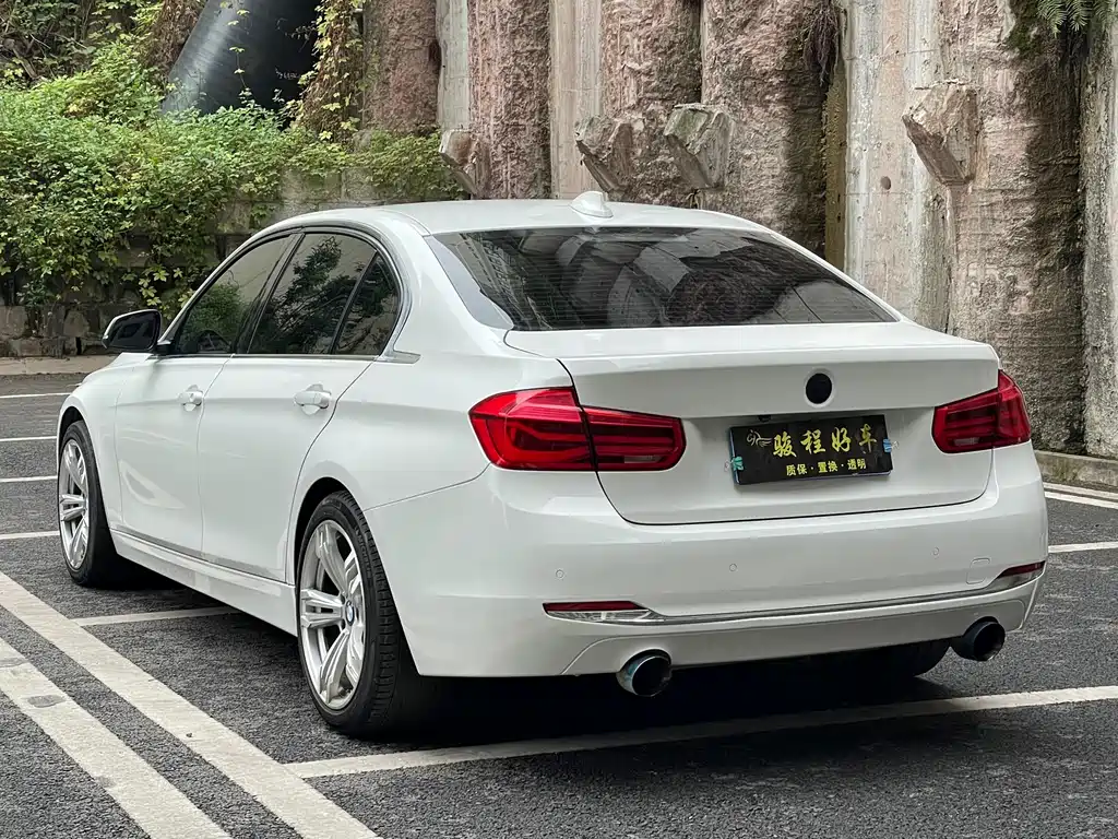 BMW 3 Series 2016 — фото 6