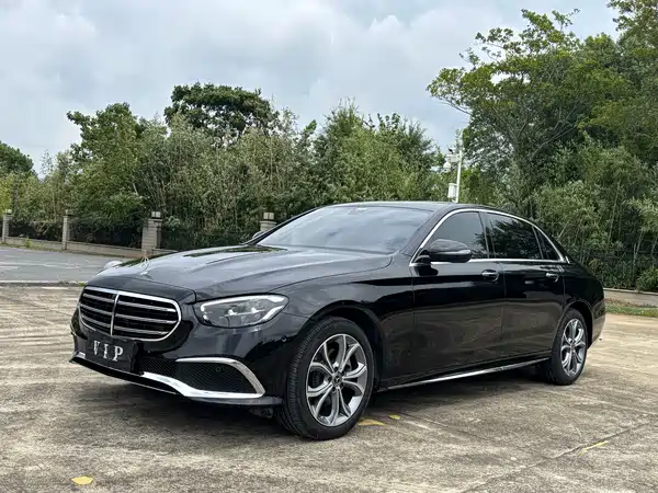 Mercedes-Benz E-Class 2023